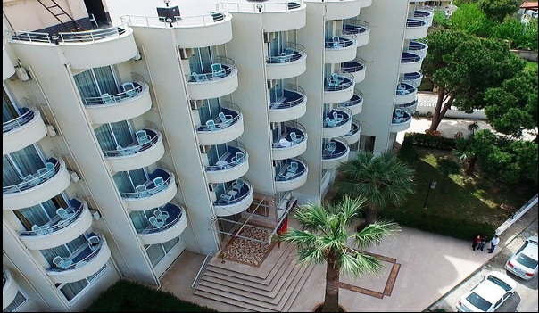 Blue Egeria Park Hotel
