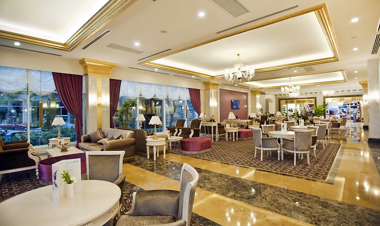 Crystal Palace Luxury Resort