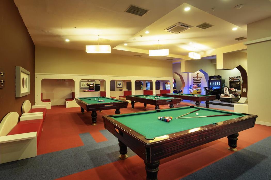 Crystal Admiral Aqua Collection