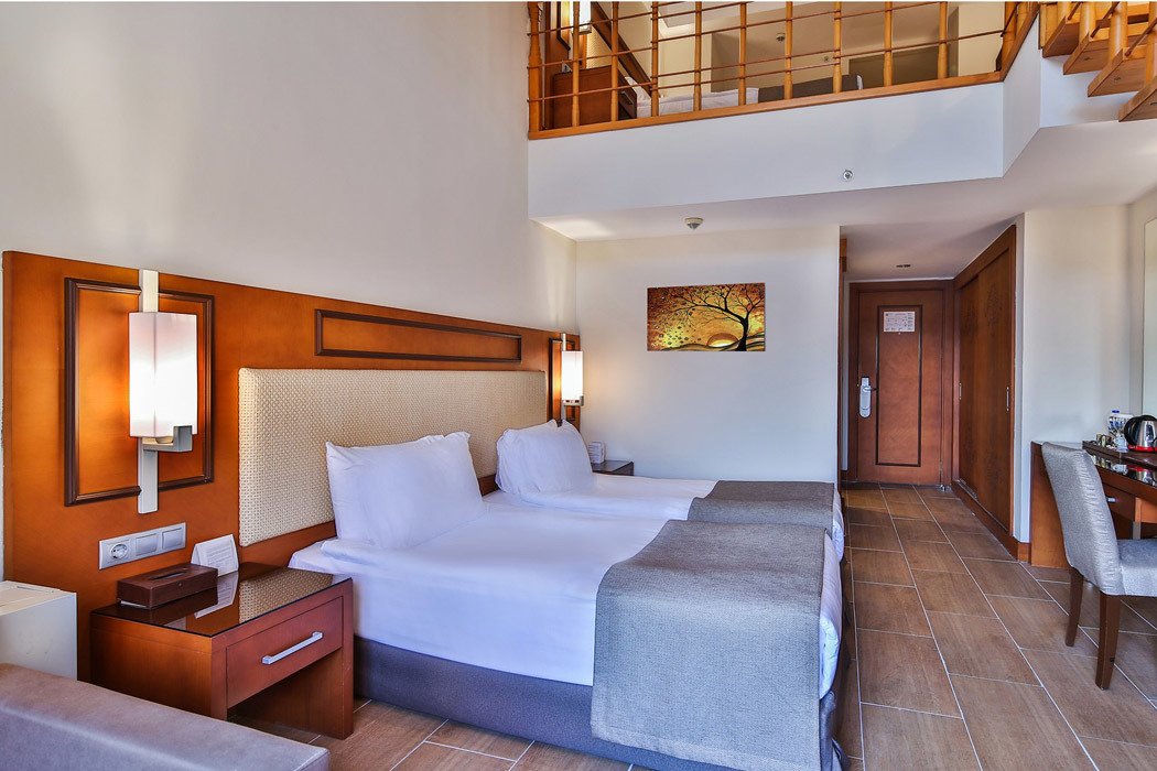 Crystal Prestige Pearl Collection