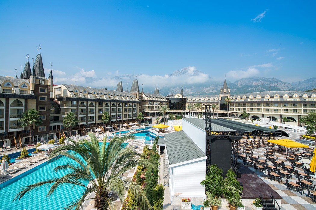 Crystal Prestige Pearl Collection