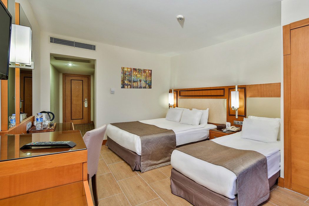 Crystal Prestige Pearl Collection