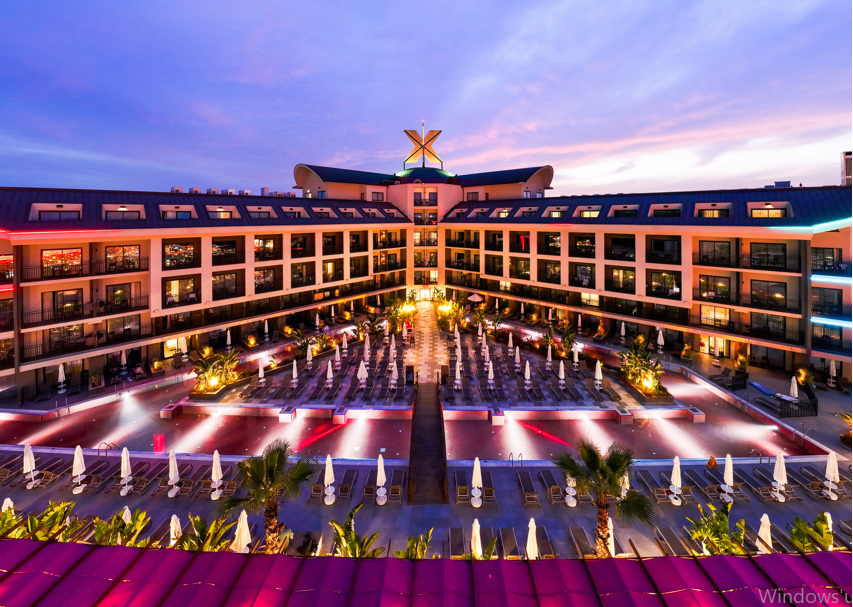 The X Belek