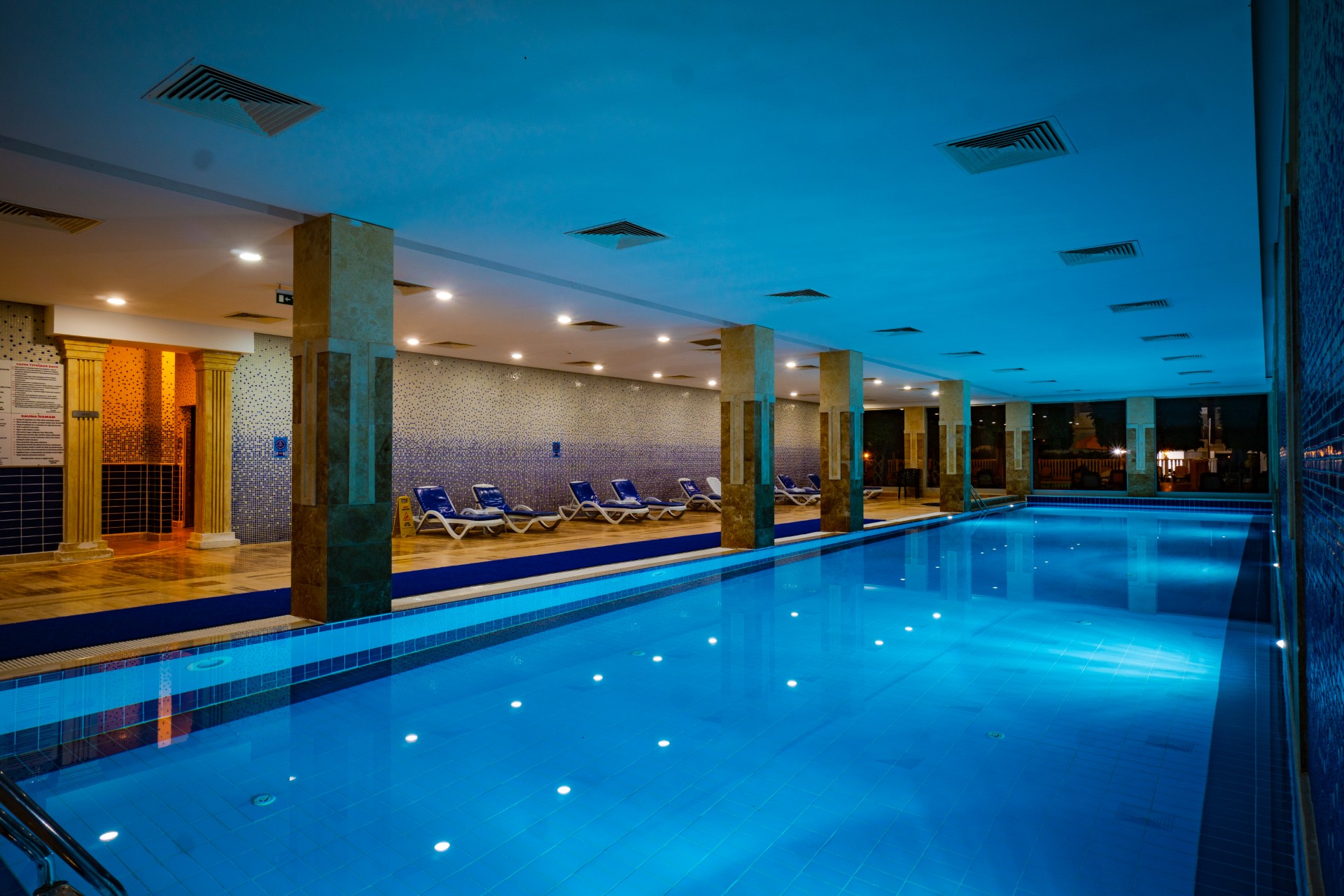 Royal Atlantis Spa & Resort Hotel