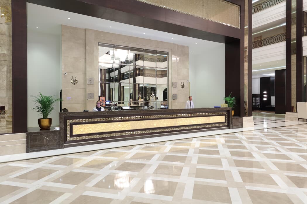 Juju Premier Palace