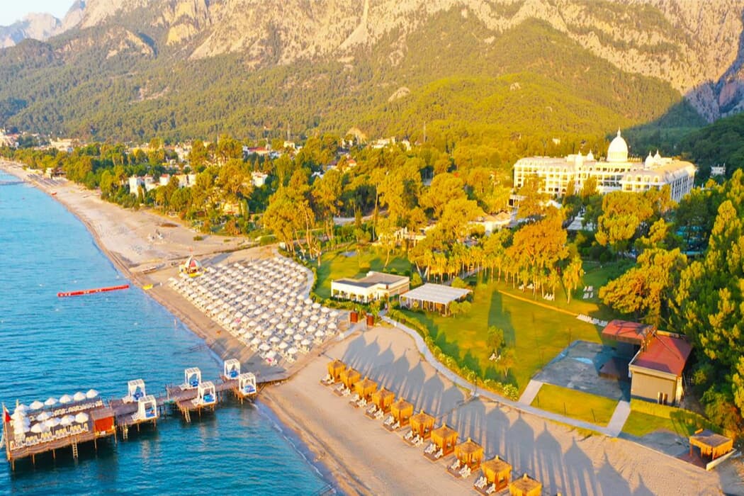 Juju Premier Palace