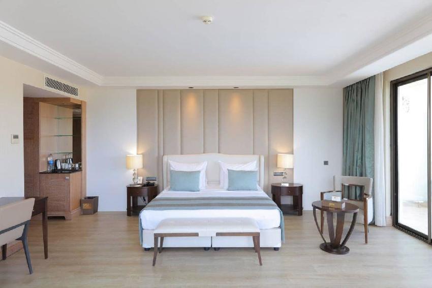 Juju Premier Palace