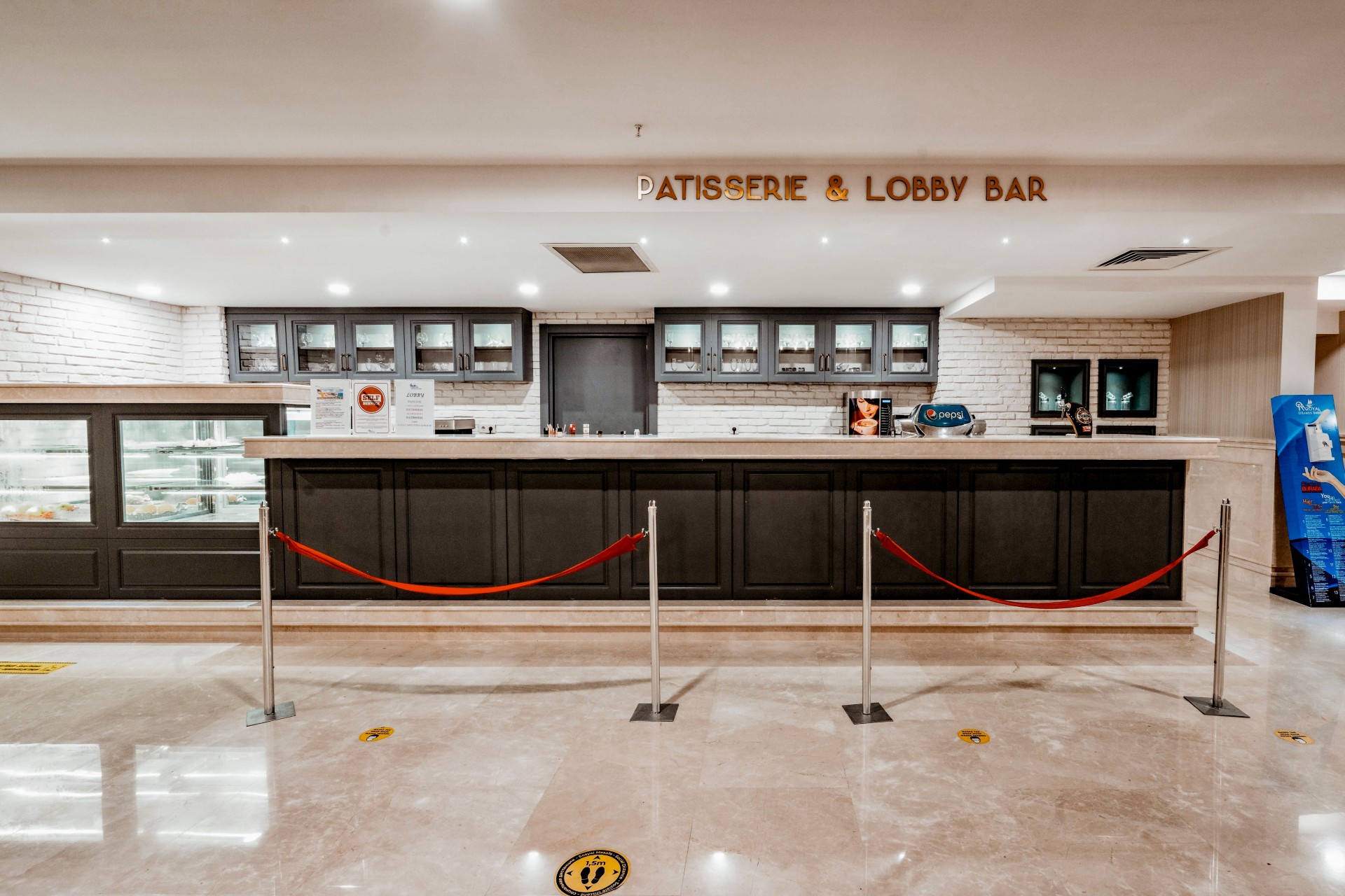 Royal Atlantis Beach Hotel