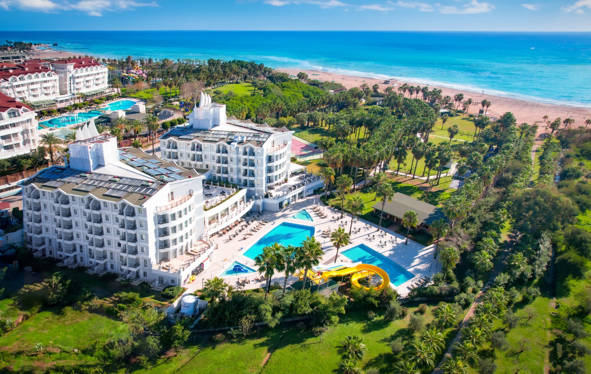 Royal Atlantis Beach Hotel