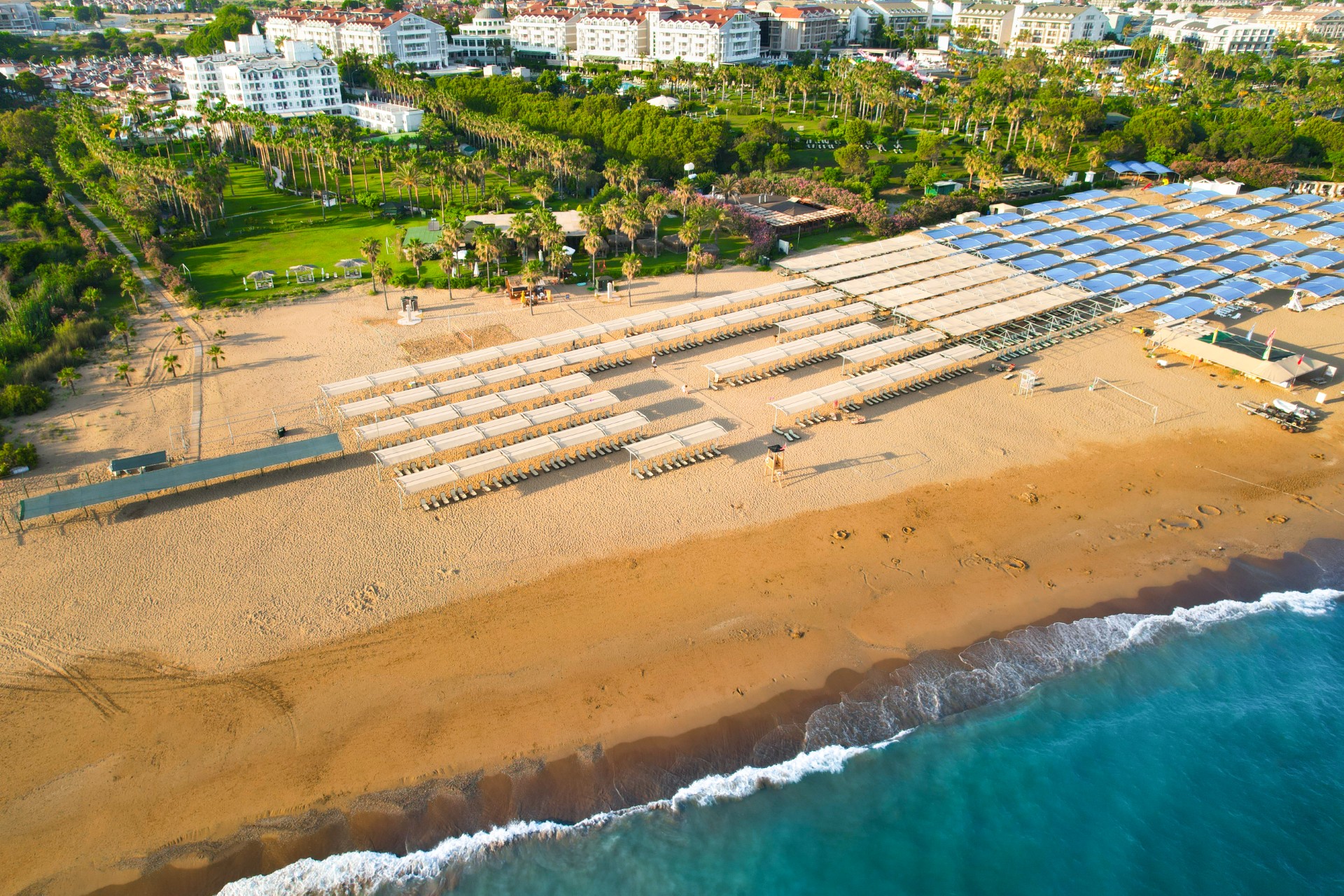 Royal Atlantis Beach Hotel