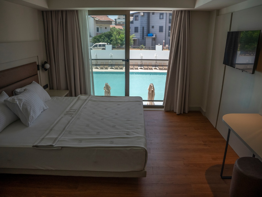 Avia Resort & Spa