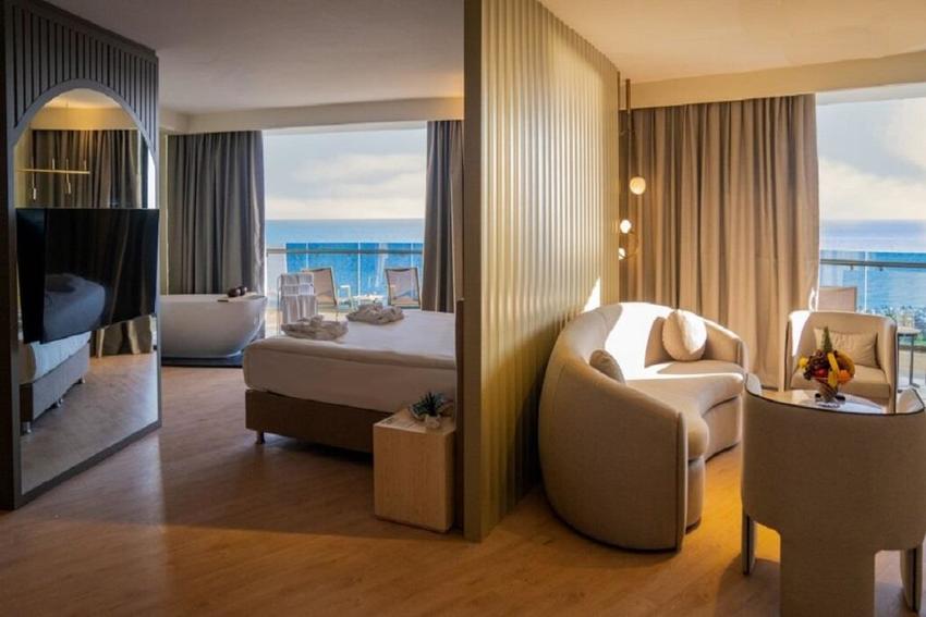  Alarcha Hotels Resorts