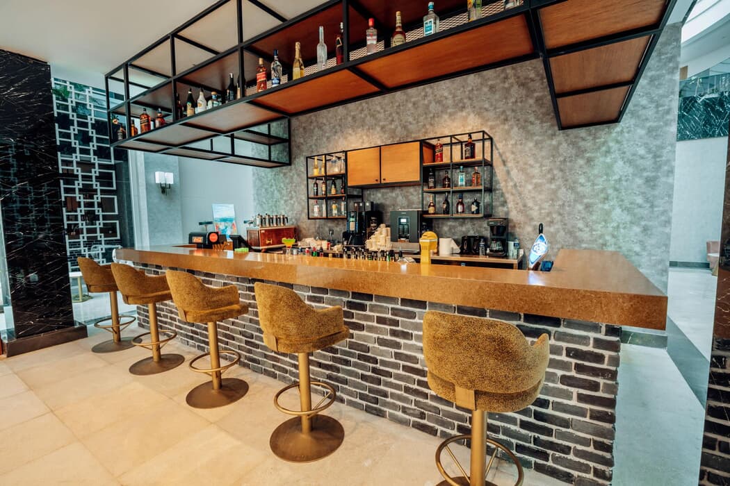  Alarcha Hotels Resorts