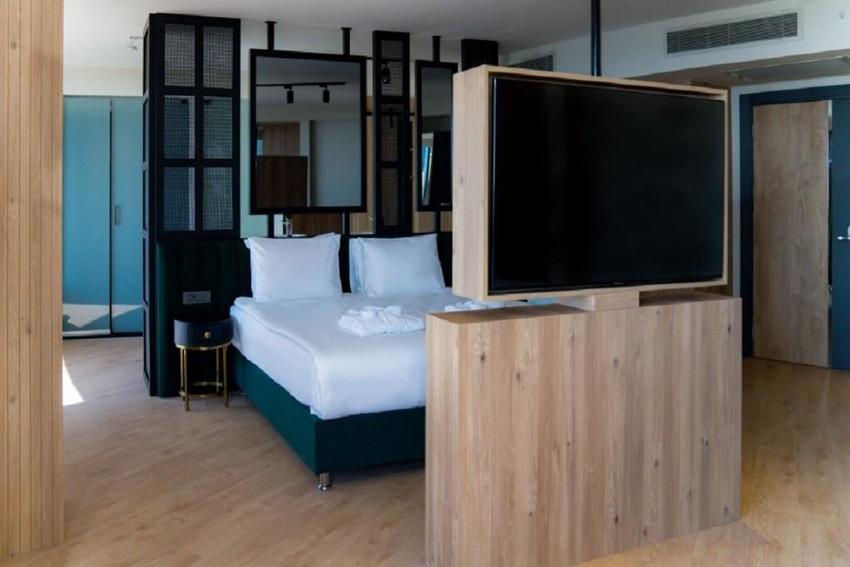  Alarcha Hotels Resorts