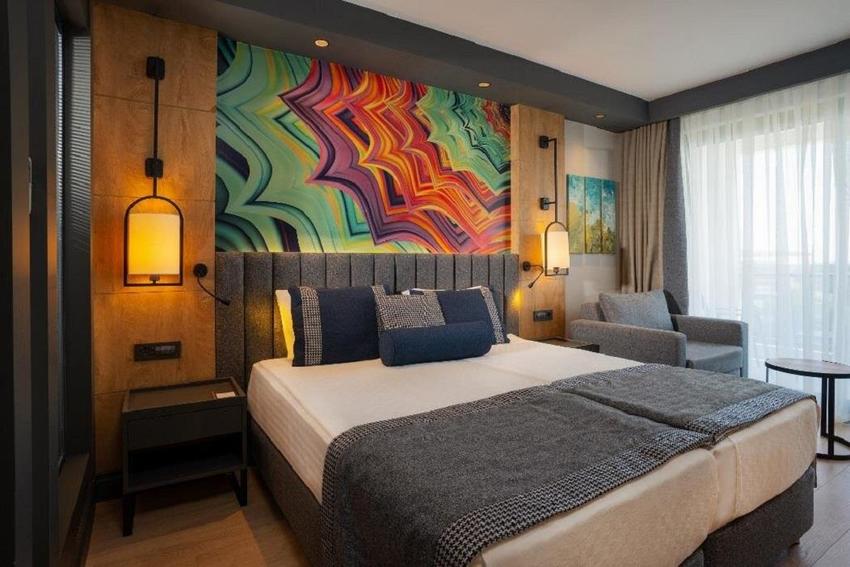  Alarcha Hotels Resorts