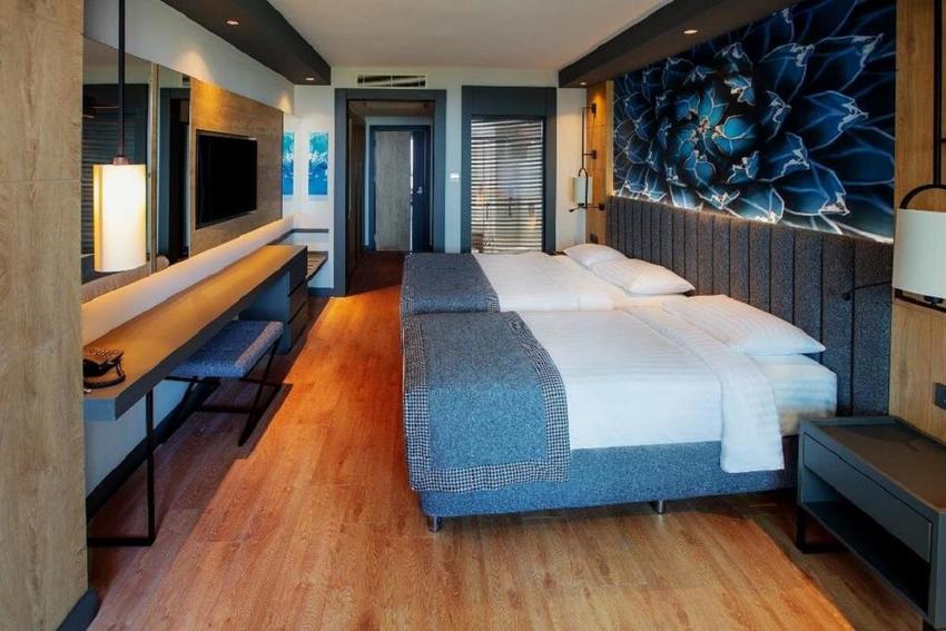  Alarcha Hotels Resorts