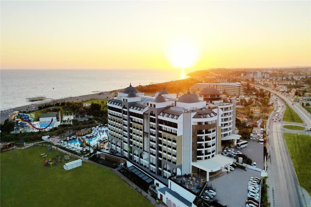  Alarcha Hotels Resorts