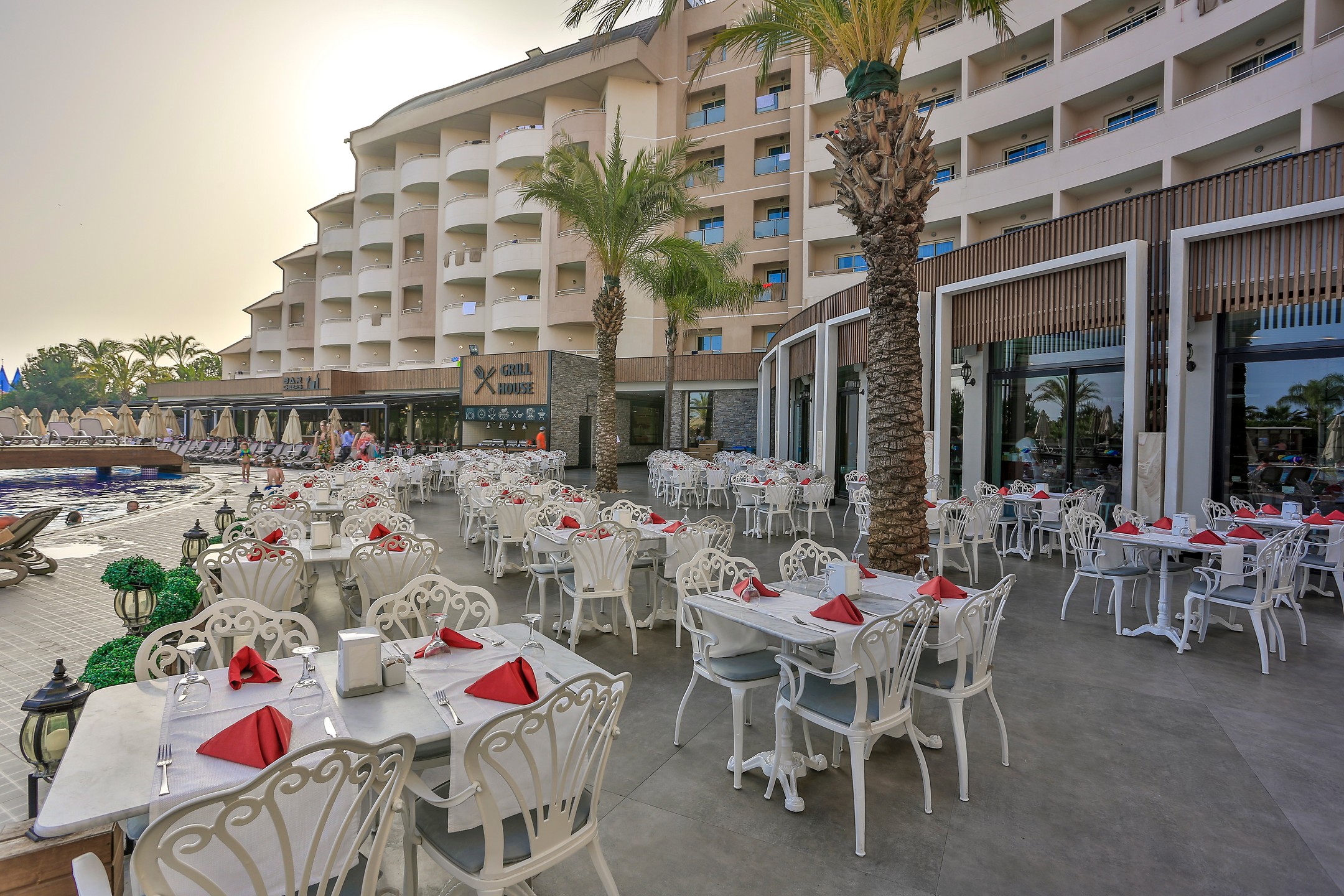 Long Beach Resort Hotel & Spa Deluxe