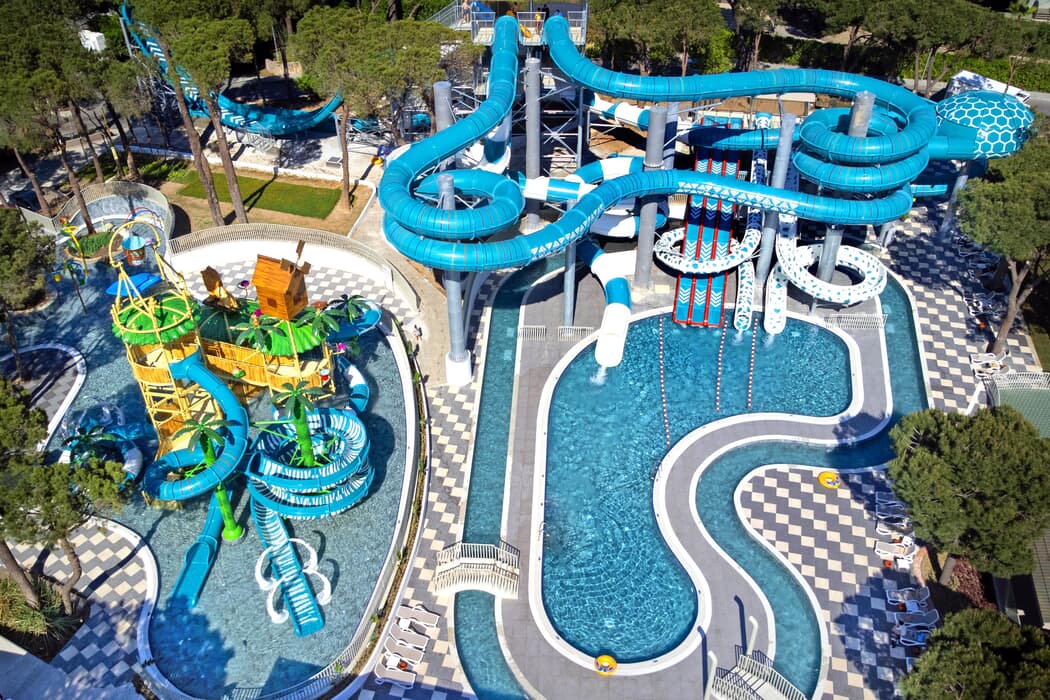 Pine Beach Resort